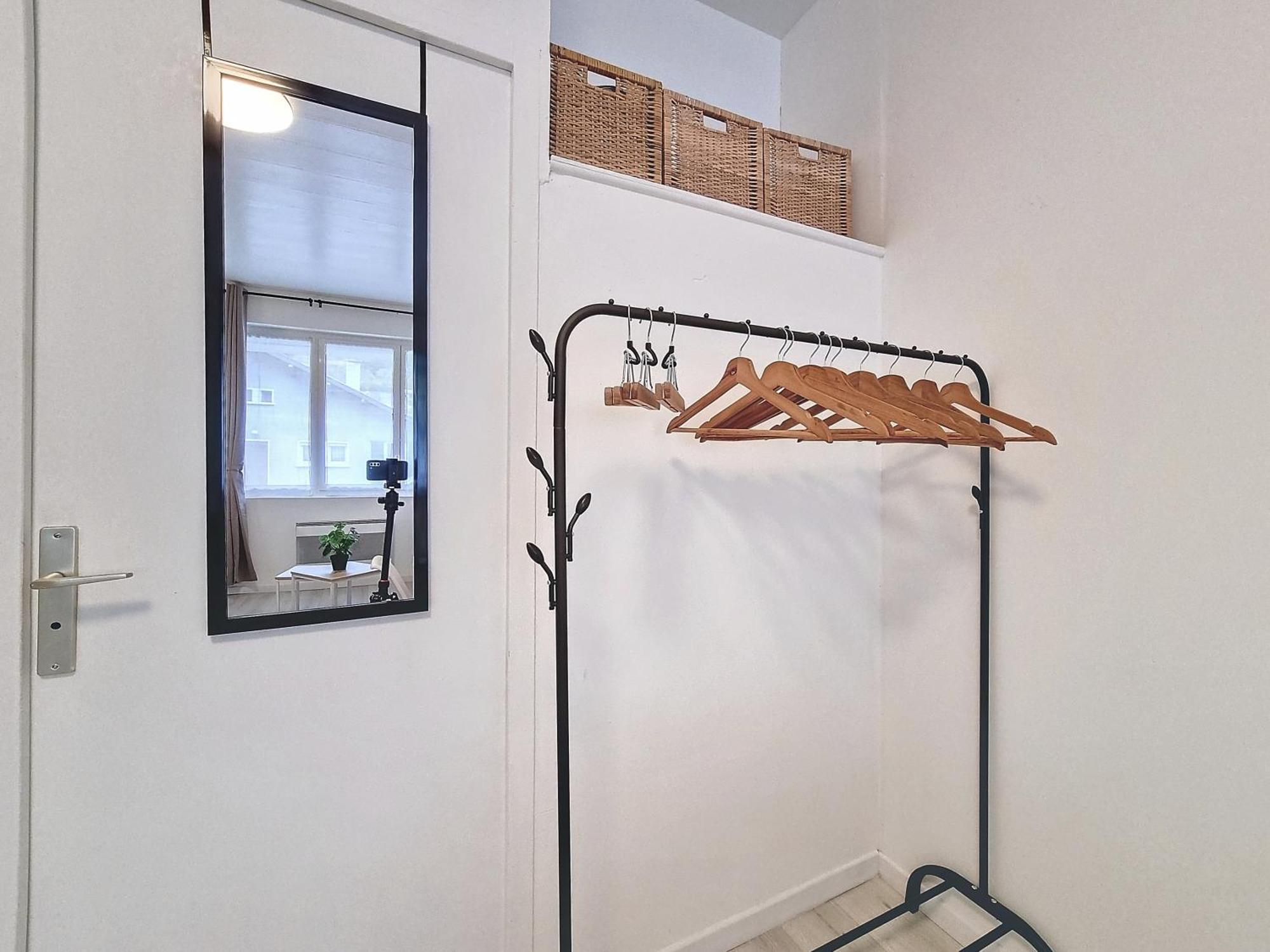 Budget Studio Proche Lac 塞夫里耶 外观 照片